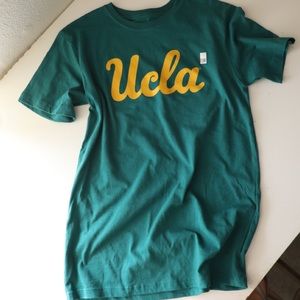 UCLA T-shirt green with yellow logo